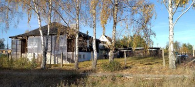 GUTER STANDORT FÜR EIN UNTERNEHMEN , für kleine Pflanzenhandel oder Gärtnerei. Mischgebiet