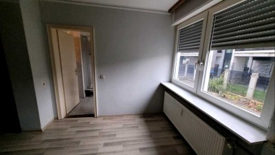4.5 Zimmerwohnung im Hochparterre mit Gartenanteil zu vermieten