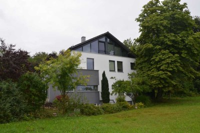 2-Zi-Wohnung mit kleiner Terrasse im grünen Schäftlarn