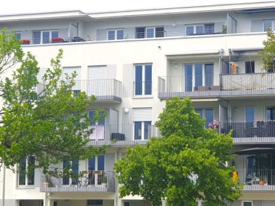 Ruhige und moderne 4-Zi.-ETW mit Blick ins Grüne in Messestadt-Riem