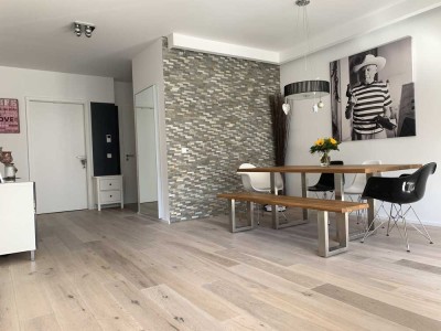 **Siegburg: Schicke 3-Zimmer-Wohnung  mit Terrasse, Garten und TG-Stellplatz**