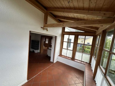 2,5-Zimmer-EG-Wohnung mit EBK in Weng