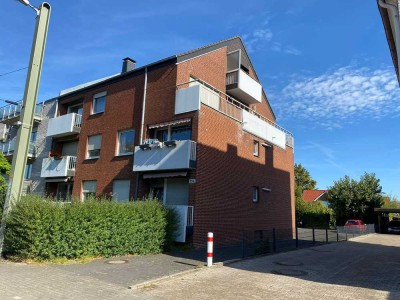 Schöne zentral gelegene Wohnung mit Balkon