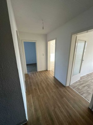 ***Erdgeschosswohnung in Braunschweig mit Balkon - Nähe Stadion***