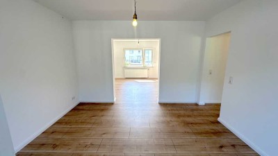 Kernsanierte 2,5 Zimmer Wohnung in Köln Dünnwald