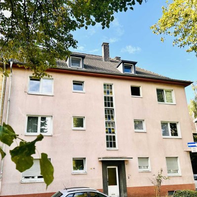 Solides Mehrfamilienhaus in Holsterhausen mit Garten und Garage