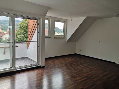 1 Zimmer Wohnung mit Balkon