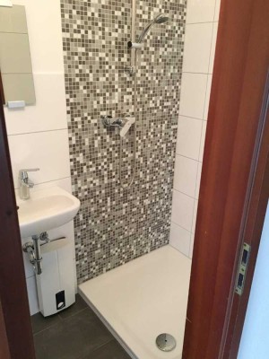 *2 Raumwohnung (K/D/B) in ruhiger Lage von Haarzopf*