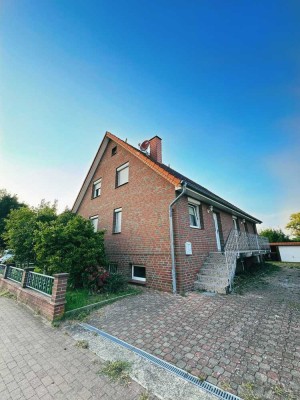 Traumhaftes Einfamilienhaus mit Einliegerwohnung, großem Garten und Garage! Sofort bezugsfertig!