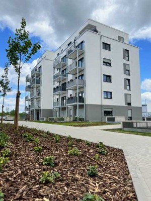 Tolle, moderne Familienwohnung mit Wanne, Dusche, Balkon, Gäste-WC