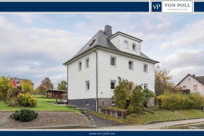 Teilsaniertes Mehrgenerationenhaus in Stadtrandlage