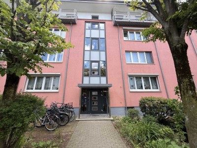 Immo Love Pfersee- Moderne 3,5 ZKB inkl EBK, Balkon und optional TG!