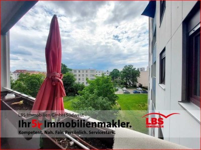 Gepflegte 4-Zimmer Wohnung mit Balkon in Eppelheim!