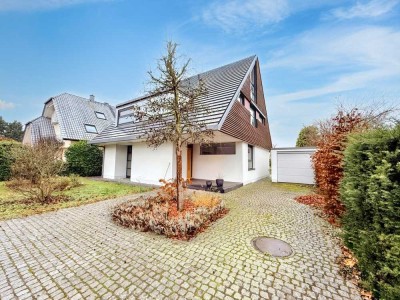 Ihr Traumhaus wartet: Modernes Wohnen in perfekter Lage mit eigenem Gartenparadies!