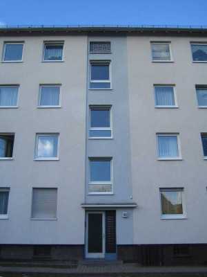 Uninahe 2 ZKB mit Balkon, auch für WG geeignet!