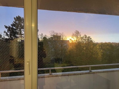 Helle 2-Zimmer Wohnung mit Balkon im 6. OG in München-Bogenhausen