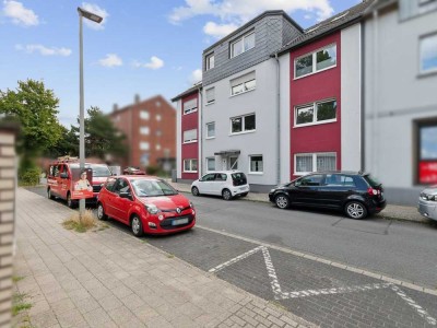 Design trifft Aussicht – moderne Dachwohnung mit Südterrasse in Oberhausen