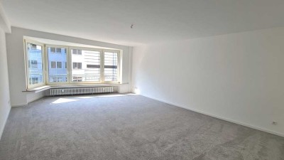 *** Im Düsseldorfer Herzen - lichtdurchflutete 3-Zimmer Wohnung! ***