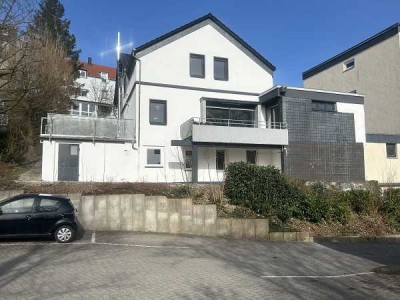 RESERVIERT!Modernes,außergewöhnlich, sehr geräumiges und hochwertiges EFH mit Balkon und inkl. Möbel