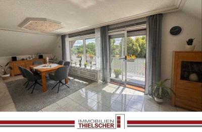 Exklusive Eigentumswohnung mit Balkon in Südlage, Weitblick und Doppelgarage
