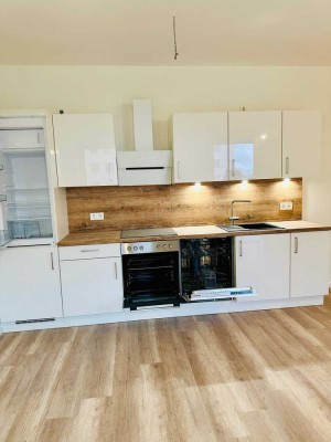 Moderne, helle 2-Zimmer-Neubauwohnung mit direktem Havelblick Spandau