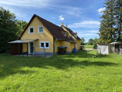 Großes Grundstück mit energetisch modernisiertem 2 Familienhaus direkt vor der Toren Münchens!