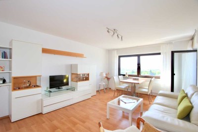 Traumhafter Ausblick aus gepflegter 2-Zimmer Wohnung in Rheinstetten-Forchheim!