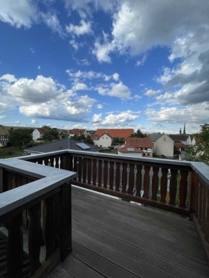 Kleine gepflegte 3-Raumwohnung mit schöner Terrasse