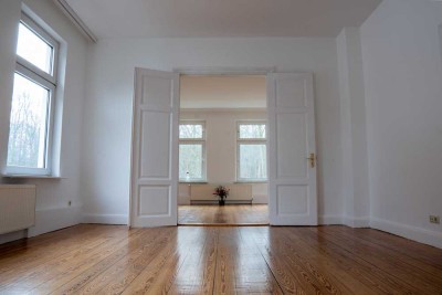Anfragestopp!!!! 4-Zimmer Altbau-Charme in Jugendstil-Villa mit modernem Komfort