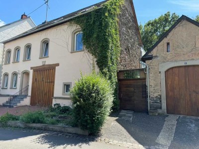 Schöne und modernisierte 2-Zimmer-Wohnung mit Balkon und Einbauküche in Bernkastel-Kues, Andel