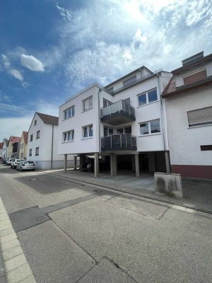 Lichtdurchflutete Penthouse Wohnung