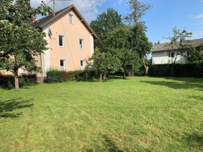 neu renovierte - gemütliche 3 Zimmer Wohnung mit Einbauküche und Garten