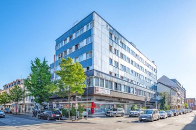 Hanau Innenstadt: Gepflegte & vermietete 2-Zimmer-Penthouse-Wohnung mit zwei Balkonen & Stellplatz