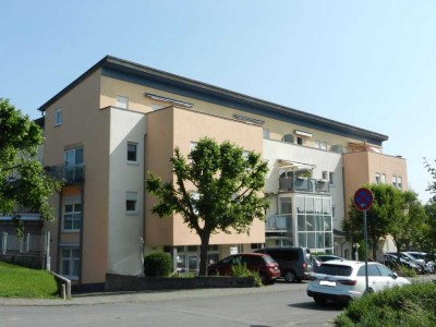 Ruhig gelegene 2 Zimmer-Wohnung mit EBK und Balkon ab sofort frei