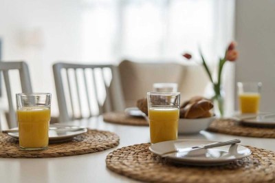 Fest-oder Kurzvermietung einer komplett möblierten Luxuswohnung