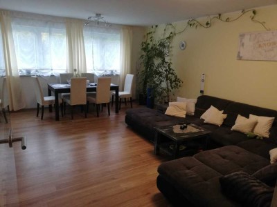 * CHIC * AUFZUG * - 3 Zi mit Terrasse im Zentrum von Winnenden