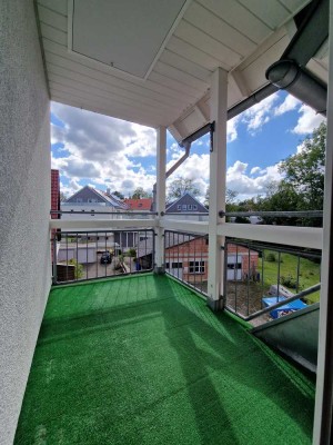 Wohnung in zentraler Lage mit drei Zimmern sowie Loggia