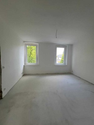 **Erstbezug nach Renovierung - 4-Zimmer Wohnung mit Balkon und Garten in Brambauer!