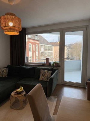 2 Balkone als Highlight! Sanierter Balkonboden/Geländer + Balkonlicht | 4. OG mit Aufzug