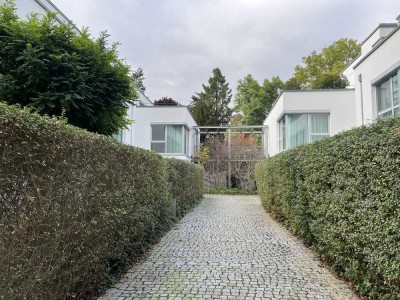 Schöne, geräumige vier Zimmer Wohnung in Düsseldorf, Stockum