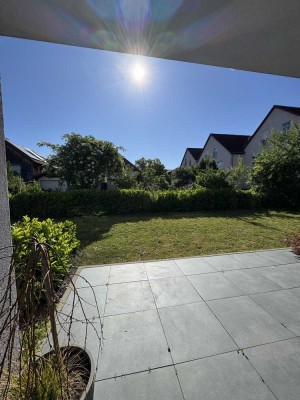 Freundliche 2-Zimmer-Wohnung mit EBK und Terrasse in Diedesfeld