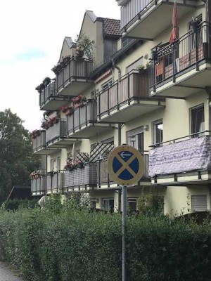 Preiswerte, gepflegte 1-Zimmer-Dachgeschosswohnung mit Balkon in Leipzig