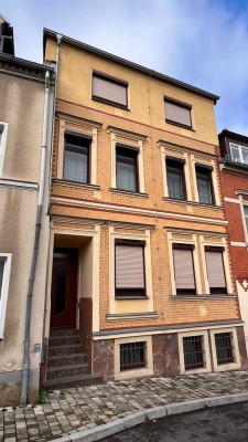 Haus mit Einliegerwohnung zur Miete in zentraler Lage