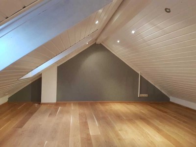Schöne 3,5-Zimmer-Wohnung mit Balkon und Einbauküche in Grenzach-Wyhlen