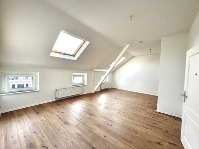 Helle 3-Zimmer-DG-Wohnung in Mönchengladbach-Eicken