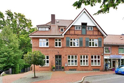 Belle Etage - eine echte Rarität!
Traumhafte 6-Zi. Altbauwohnung im Herzen von Jesteburg