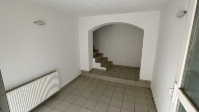 Attraktive 2 Zimmer-Wohnung im Hinterhaus in der Paulsstadt zu mieten!