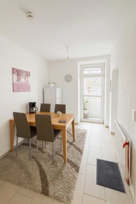 Ihr neues Zuhause: Helle 3-Zimmer-Wohnung mit Balkon & Küche zum Wohlfühlen