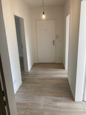 Sanierte 2,5-Raum-Dachgeschosswohnung mit EBK in Quickborn