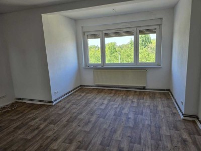 ! Wolfen - schöne 3-Raum-Wohnung - AB SOFORT ! M5